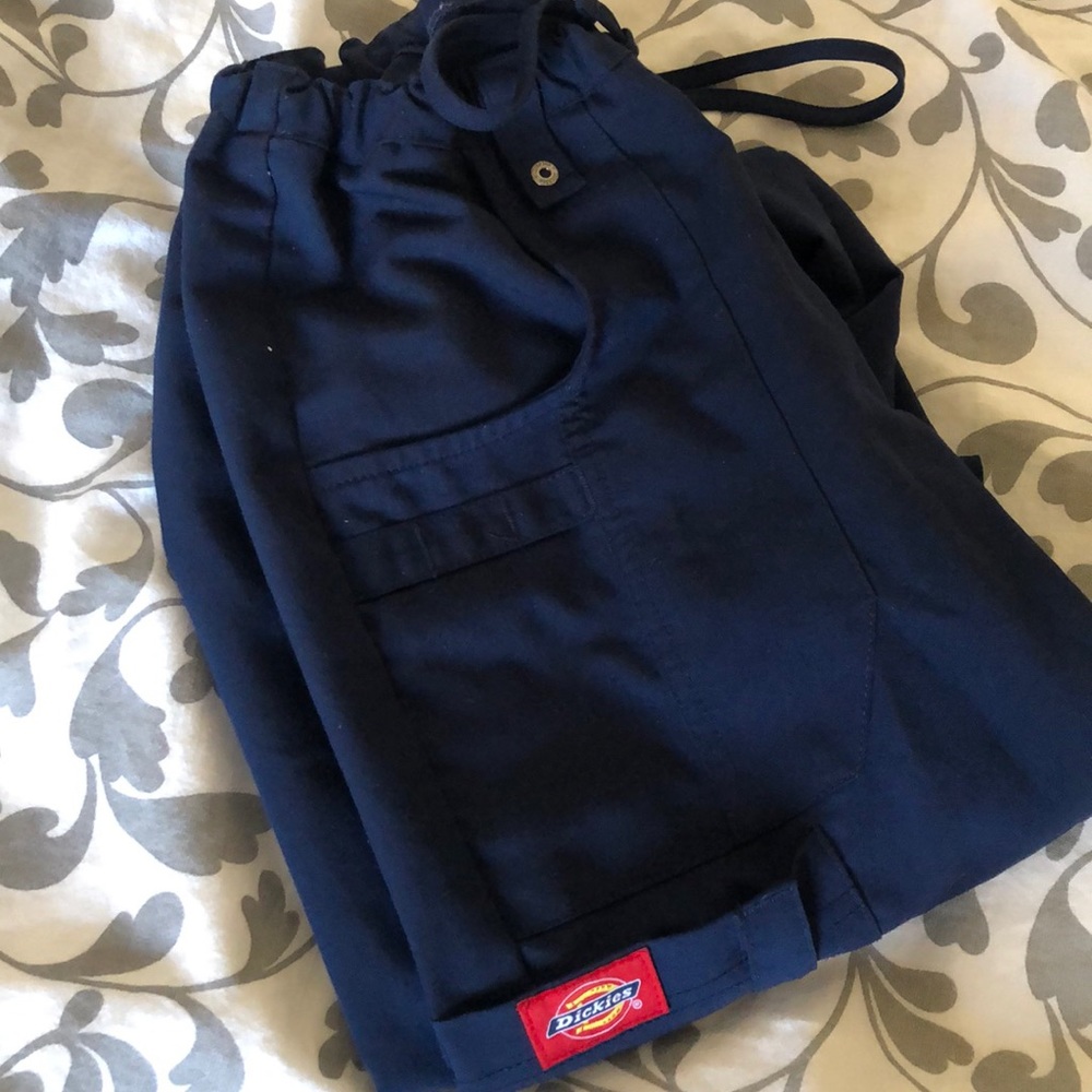 Dickies scrubs (bottom)
